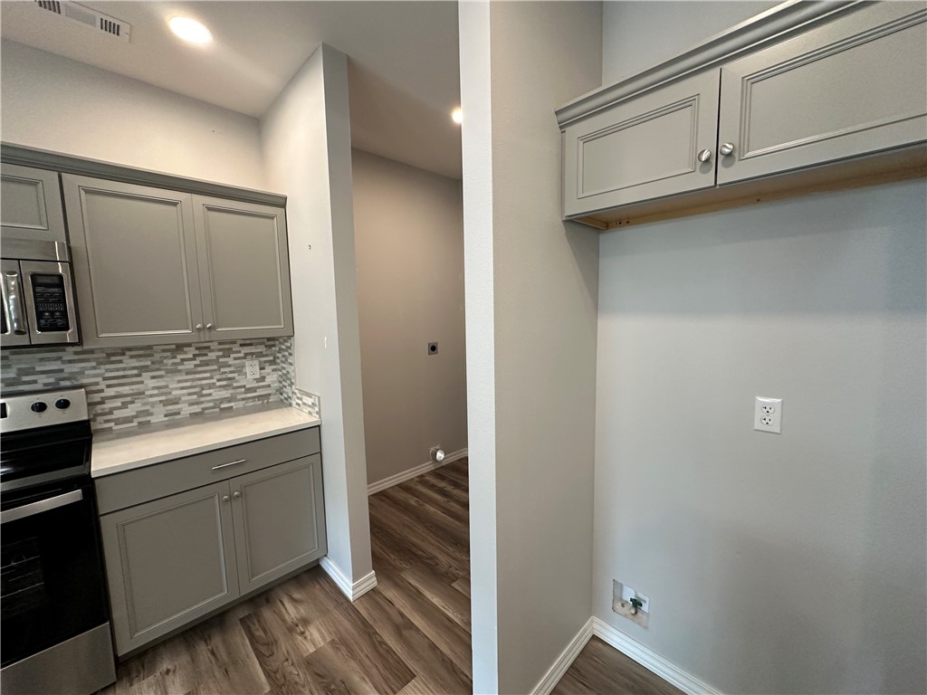 Unit 16 Holiday Island - Residential