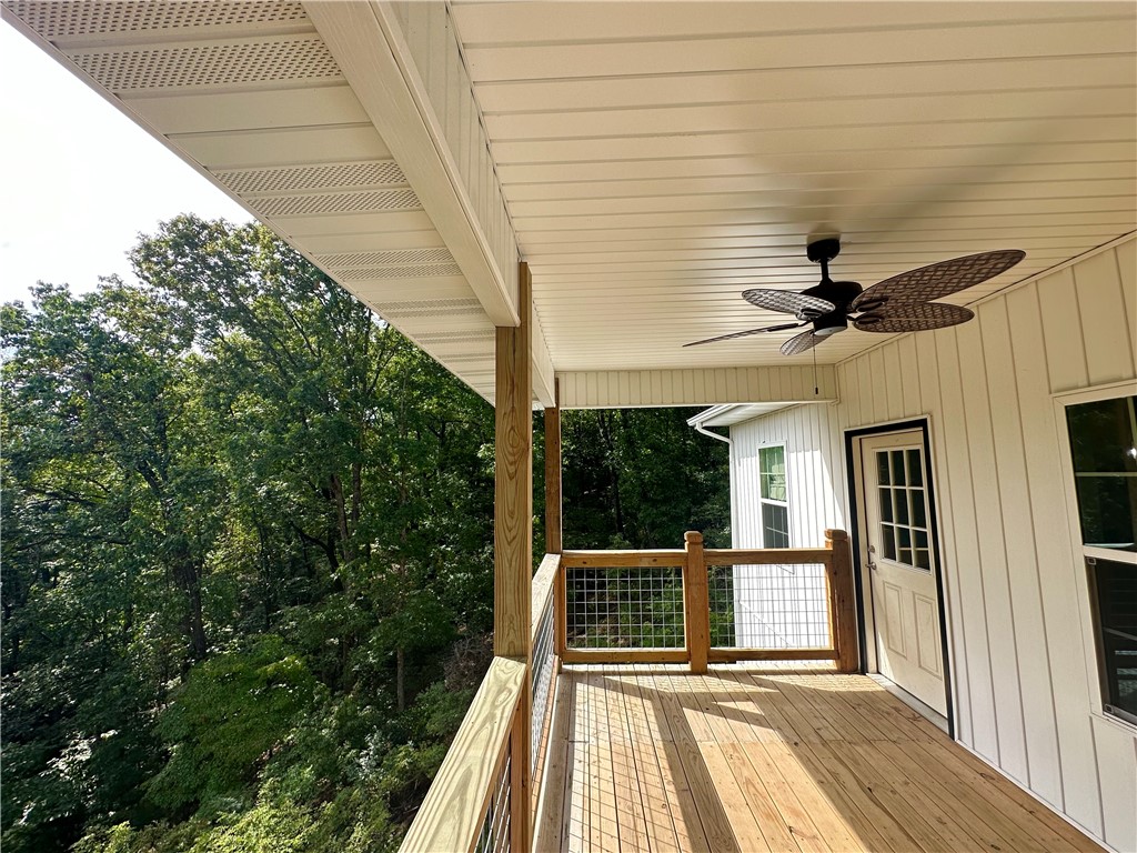 Unit 16 Holiday Island - Residential