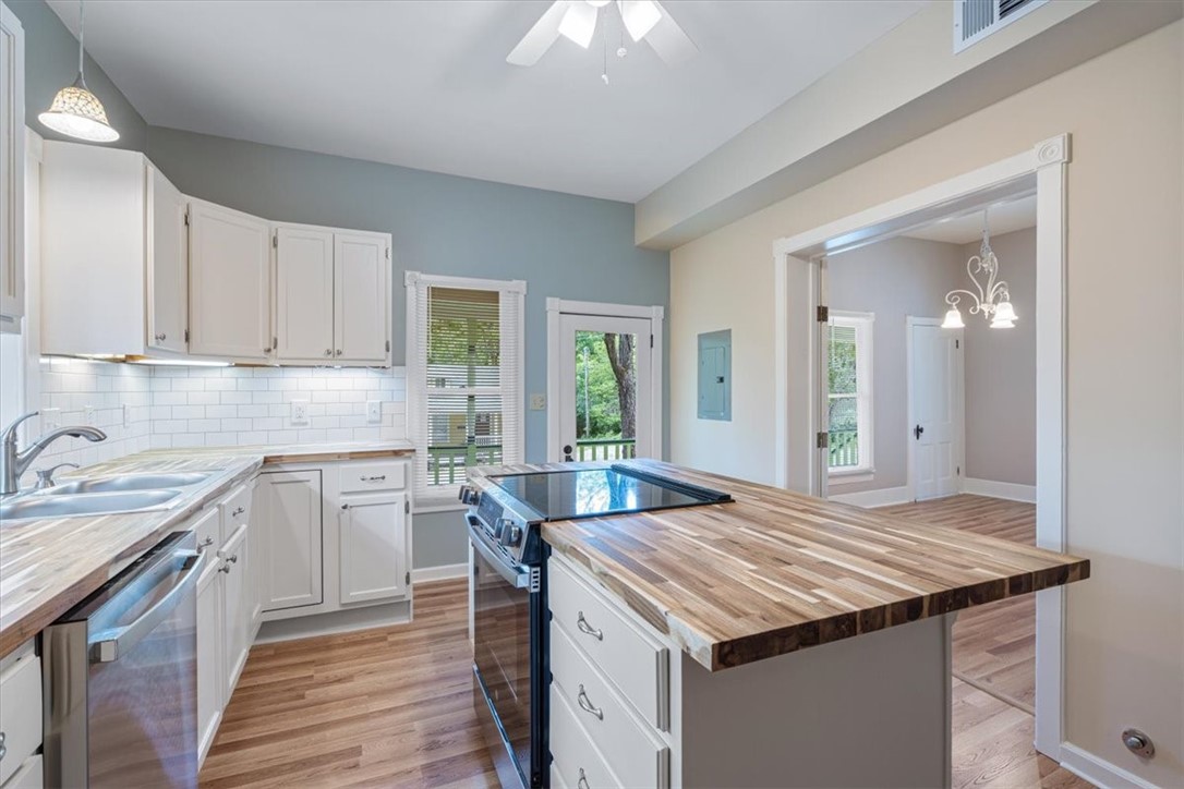 Riley & Armstrong - Residential