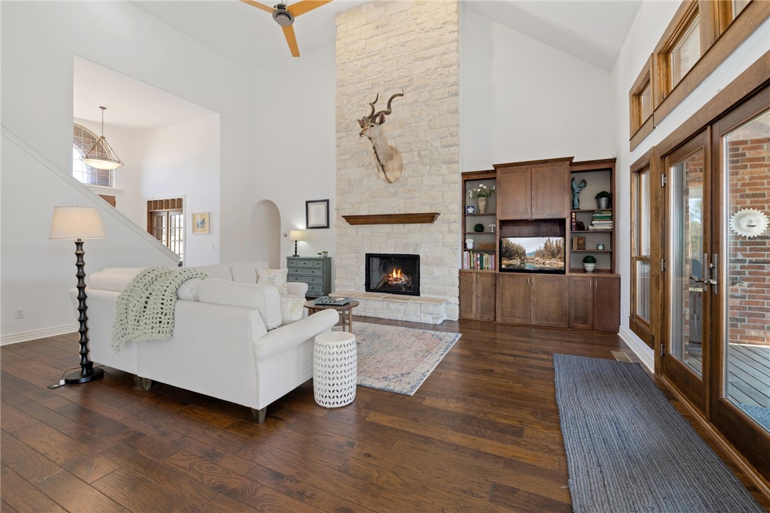 Bordeaux Village - Residential