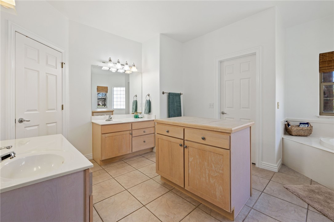 Bordeaux Village - Residential