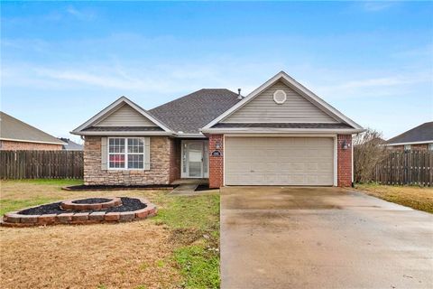 Photo of 1562 Hutchinson Street, Pea Ridge, AR 72751 (MLS # 1330496)