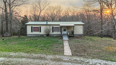 Photo of 184 Key Road, Stella, MO 64867 (MLS # 1340109)