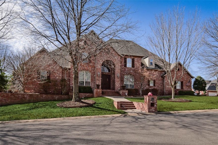 Executive home on quiet cul-de-sac, 3 car garage leads to mudroom & utility room. Chef's kitchen w/ Viking appliances including refrigerator & butler's area. Large pantry w/ extra ref. space. Formal dining & office off of living room which includes a wet bar. Master suite & 1 bedroom w/ private bath on main floor. 2 bedrooms, bonus room, extra laundry, & reading nook w/ built-ins on 2nd level. Finished basement includes a gym or spare bedroom, full bath, heated/cooled workshop w/ garage door & storage room. New Carpet.