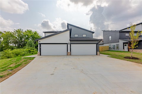Photo of 1301 SW Poigai Way 1 #1, Bentonville, AR 72712 (MLS # 1360074)