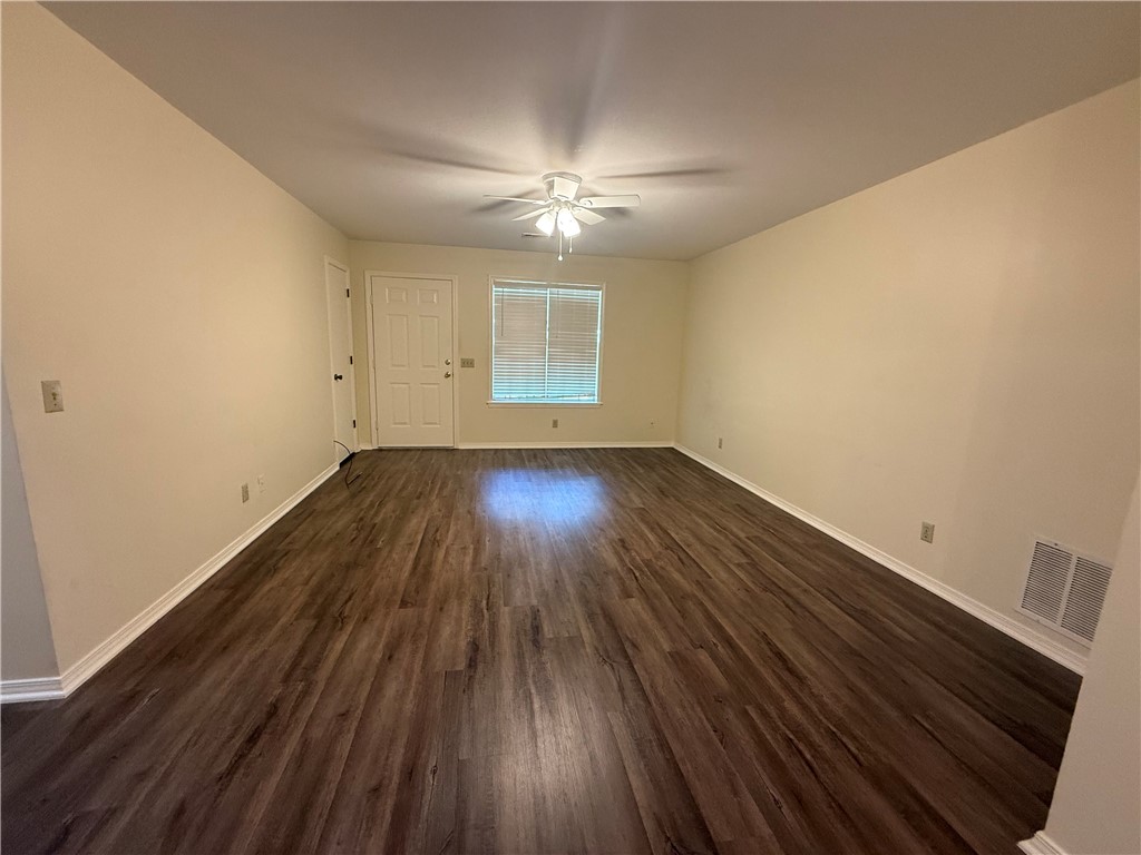 W Walker Sub Ph Iv - Residential Lease