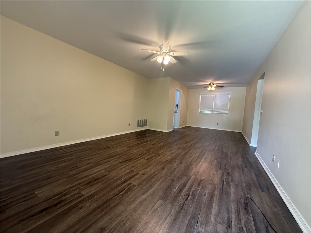 W Walker Sub Ph Iv - Residential Lease