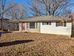 Here's a great opportunity for a minor fixer upper to flip or rent. 4 bedroom home with full basement and plenty of potential. Don't let this one get away. Agent owned, selling As-Is.