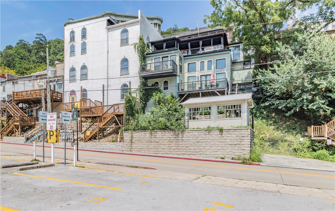 Riley & Armstrong - Residential