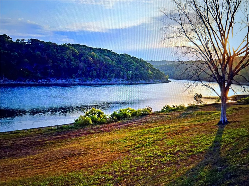 Unit 10 Holiday Island - Land