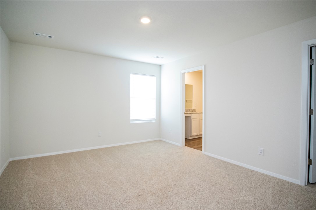 WALNUT HILL SUB PH IV-PEA RIDGE - Residential Lease