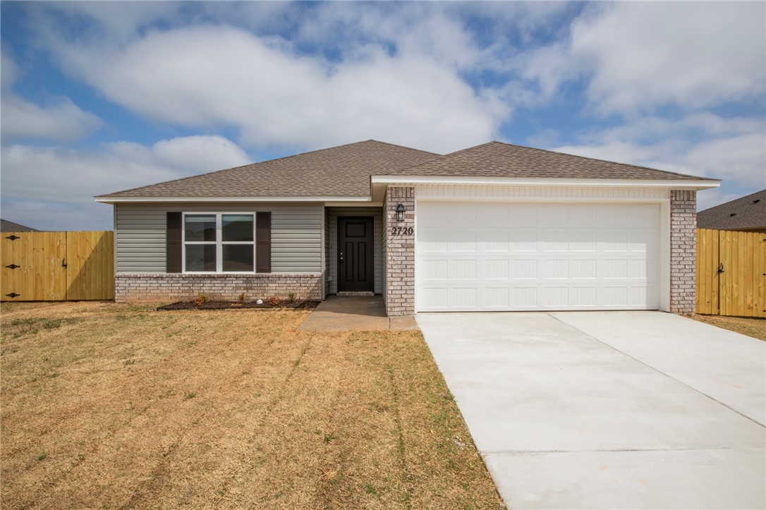 WALNUT HILL SUB PH IV-PEA RIDGE - Residential Lease