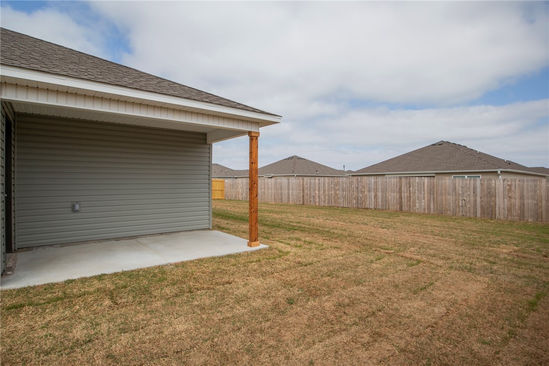 WALNUT HILL SUB PH IV-PEA RIDGE - Residential Lease