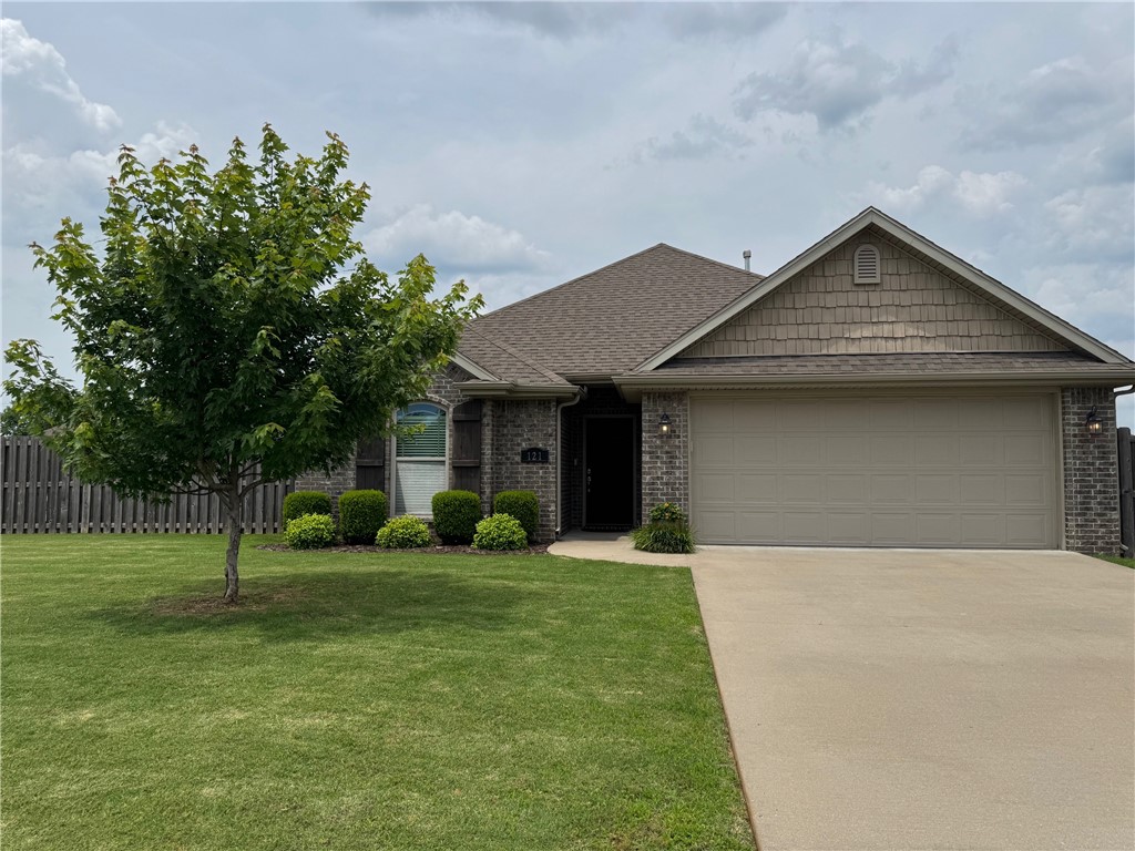 Discover a rare investment opportunity in one of Northwest Arkansas’ fastest-growing areas! This
exclusive package includes four well-maintained residential homes located in Centerton, AR 72719. Each home features 3 bedrooms and 2 bathrooms with spacious floor plans containing 1,445 square feet. With all four properties fully developed and income-producing, this is an ideal portfolio addition for investors.