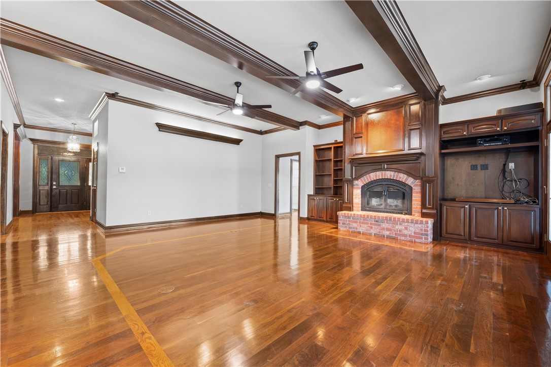 Gram B Point - Residential