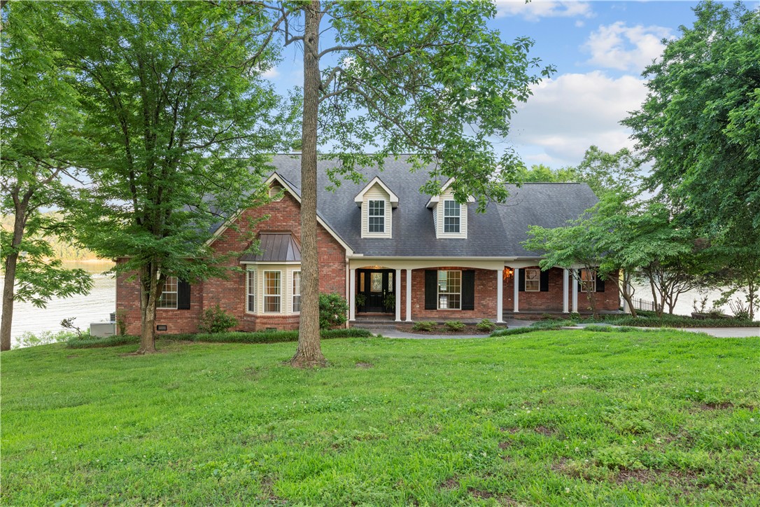 Gram B Point - Residential
