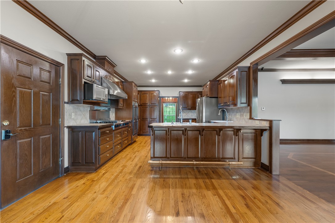 Gram B Point - Residential