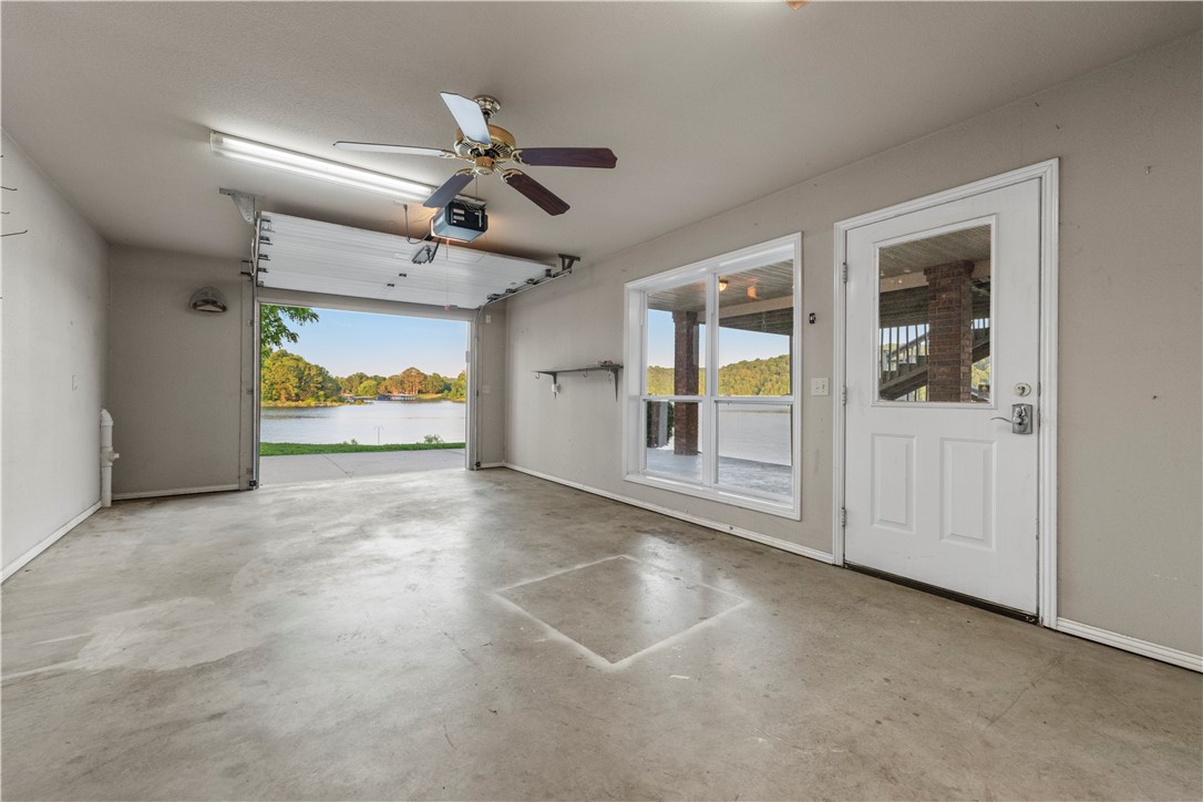 Gram B Point - Residential
