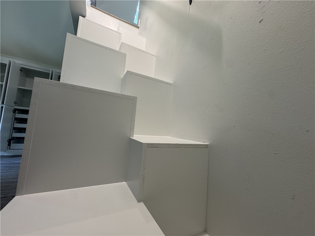 FAYETTEVILLE OUTLOTS - Residential Lease