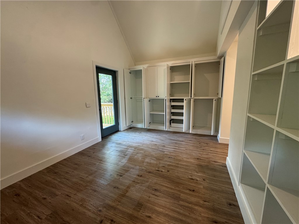 FAYETTEVILLE OUTLOTS - Residential Lease