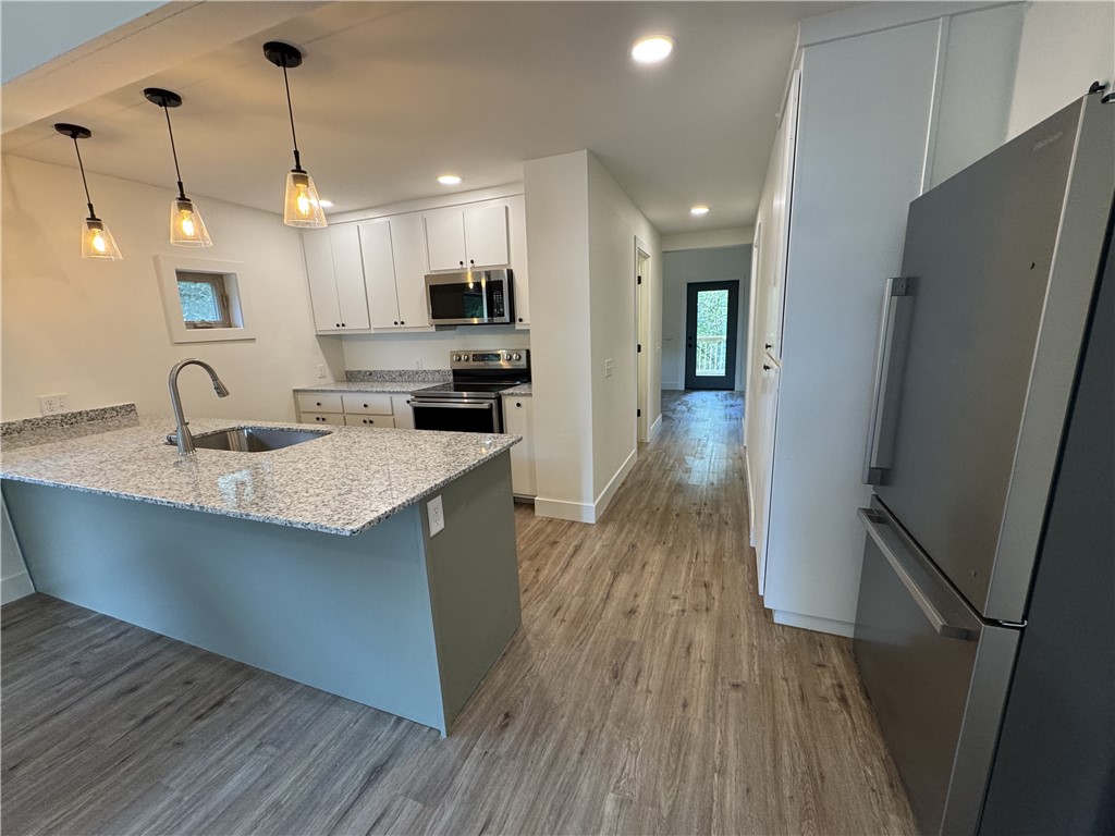 FAYETTEVILLE OUTLOTS - Residential Lease