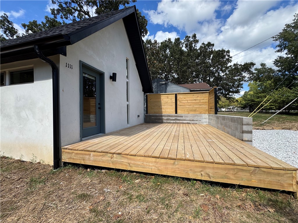 FAYETTEVILLE OUTLOTS - Residential Lease