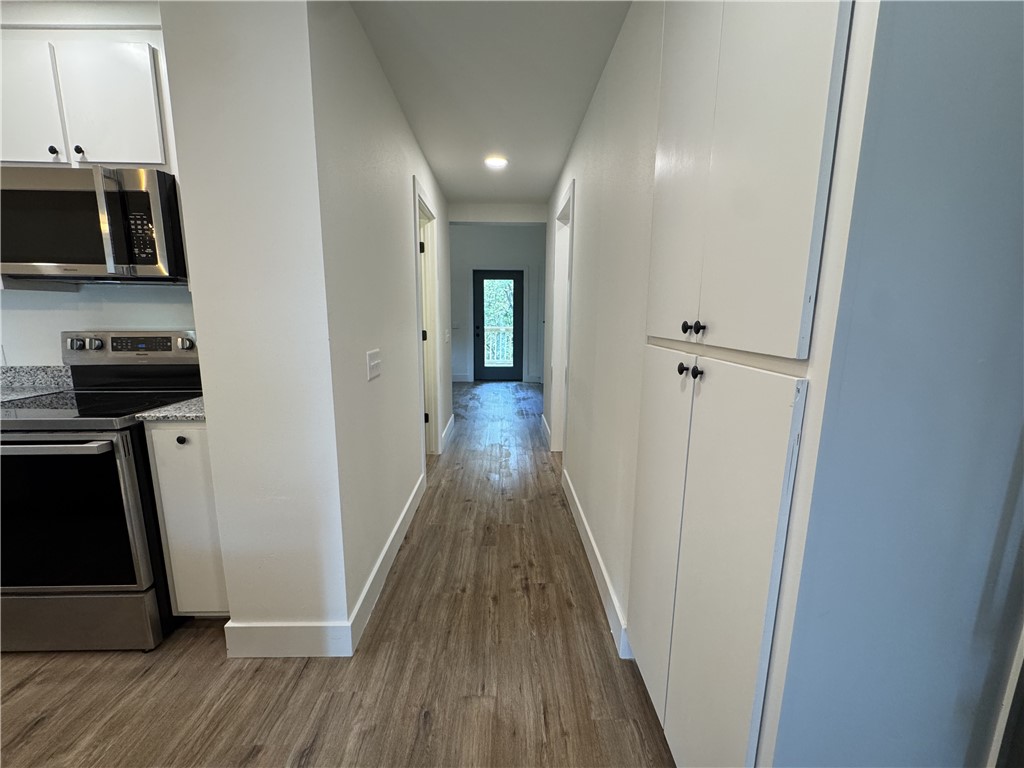 FAYETTEVILLE OUTLOTS - Residential Lease