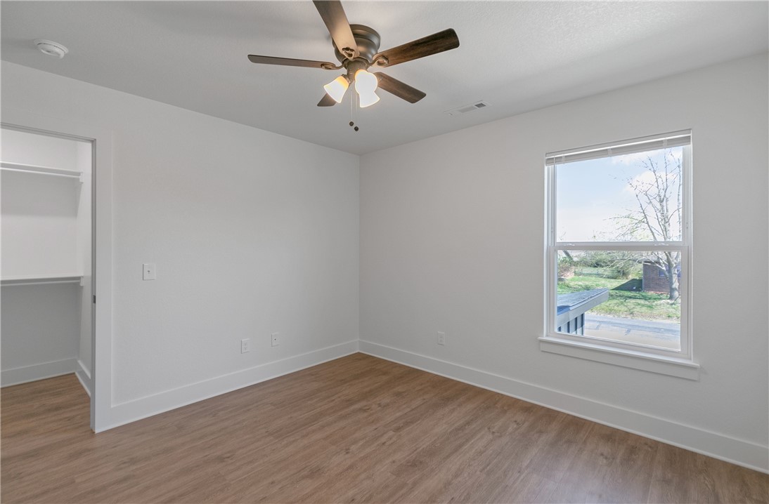 SKYVIEW ACRES-BENTONVILLE - Residential