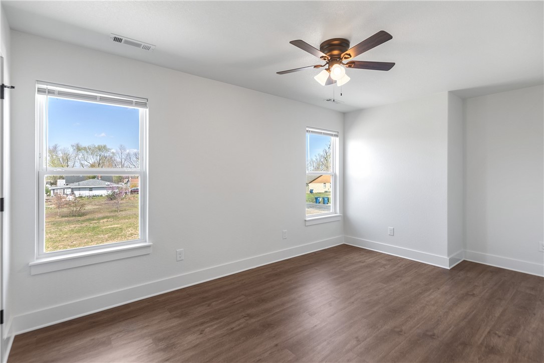 SKYVIEW ACRES-BENTONVILLE - Residential