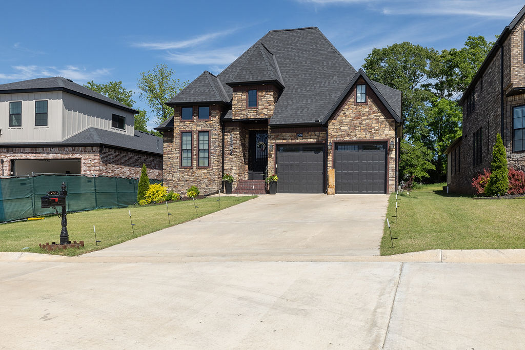 Lynnwood Estates - Residential