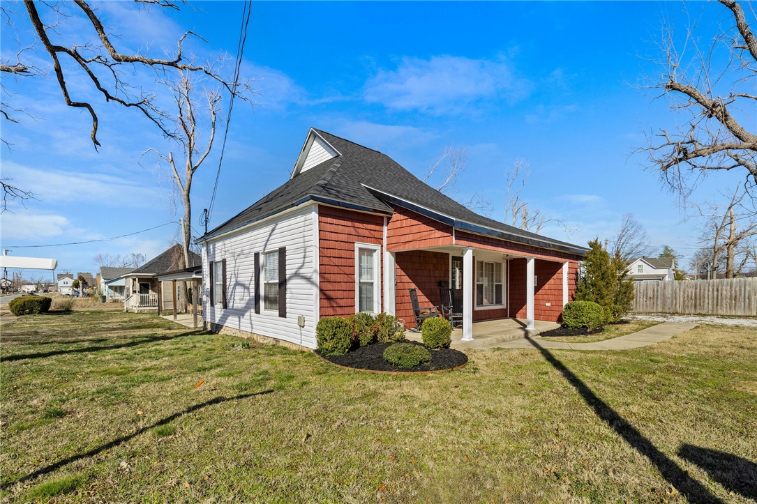 Oak View Add Rogers - Residential Income