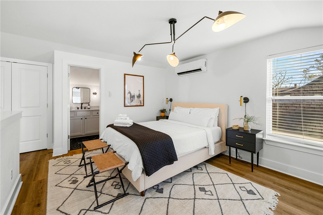 Oak View Add Rogers - Residential Income