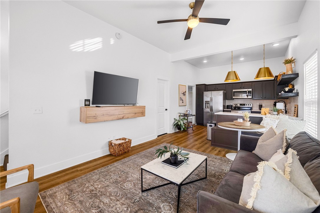 Oak View Add Rogers - Residential Income