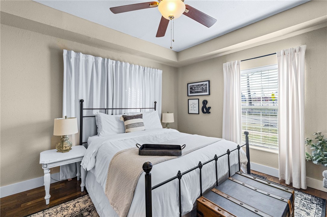 Oak View Add Rogers - Residential Income