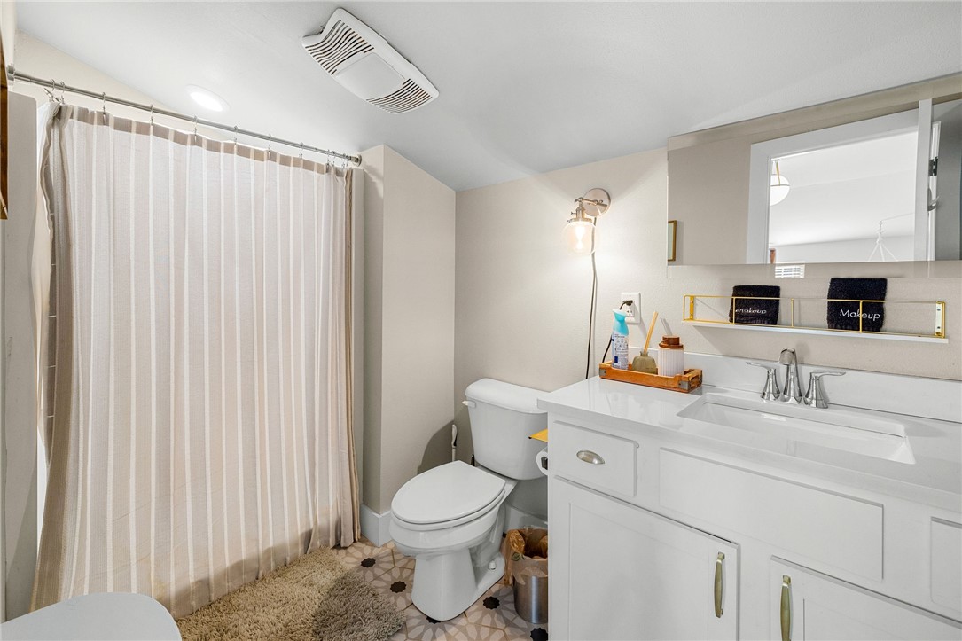 Oak View Add Rogers - Residential Income