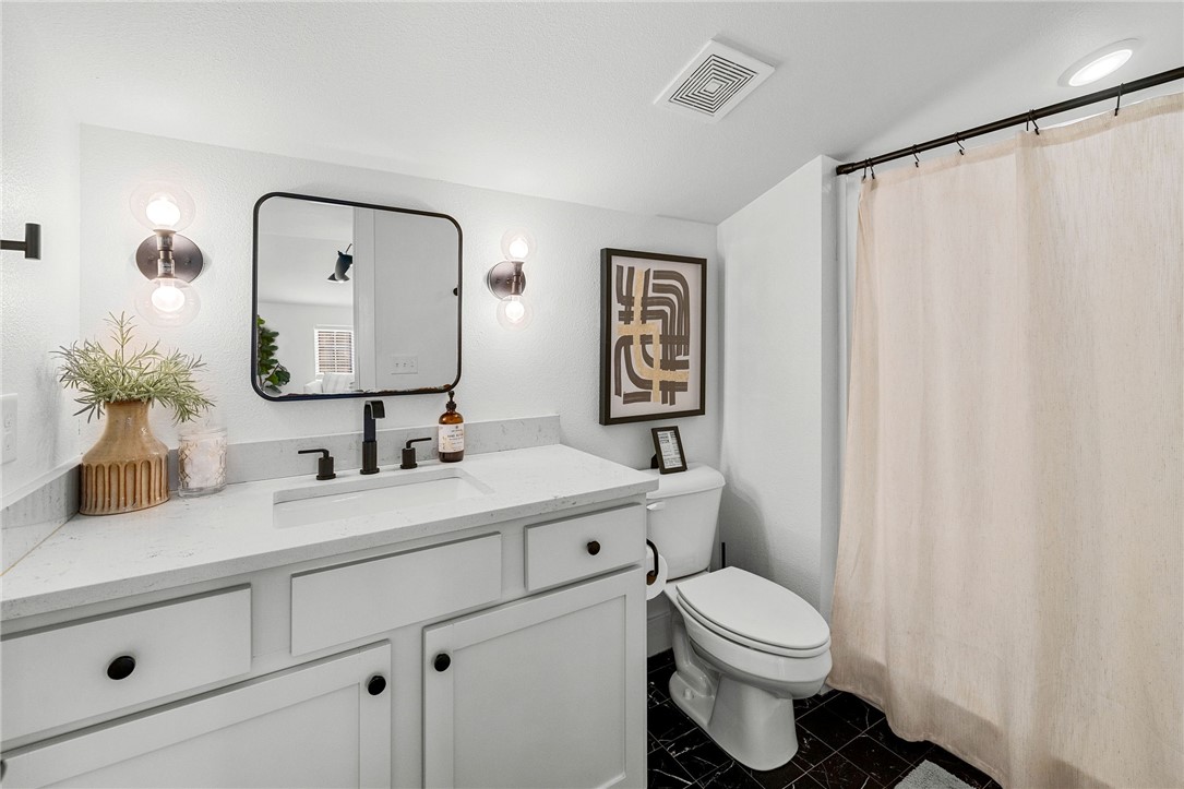 Oak View Add Rogers - Residential Income
