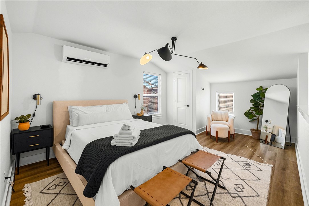 Oak View Add Rogers - Residential Income