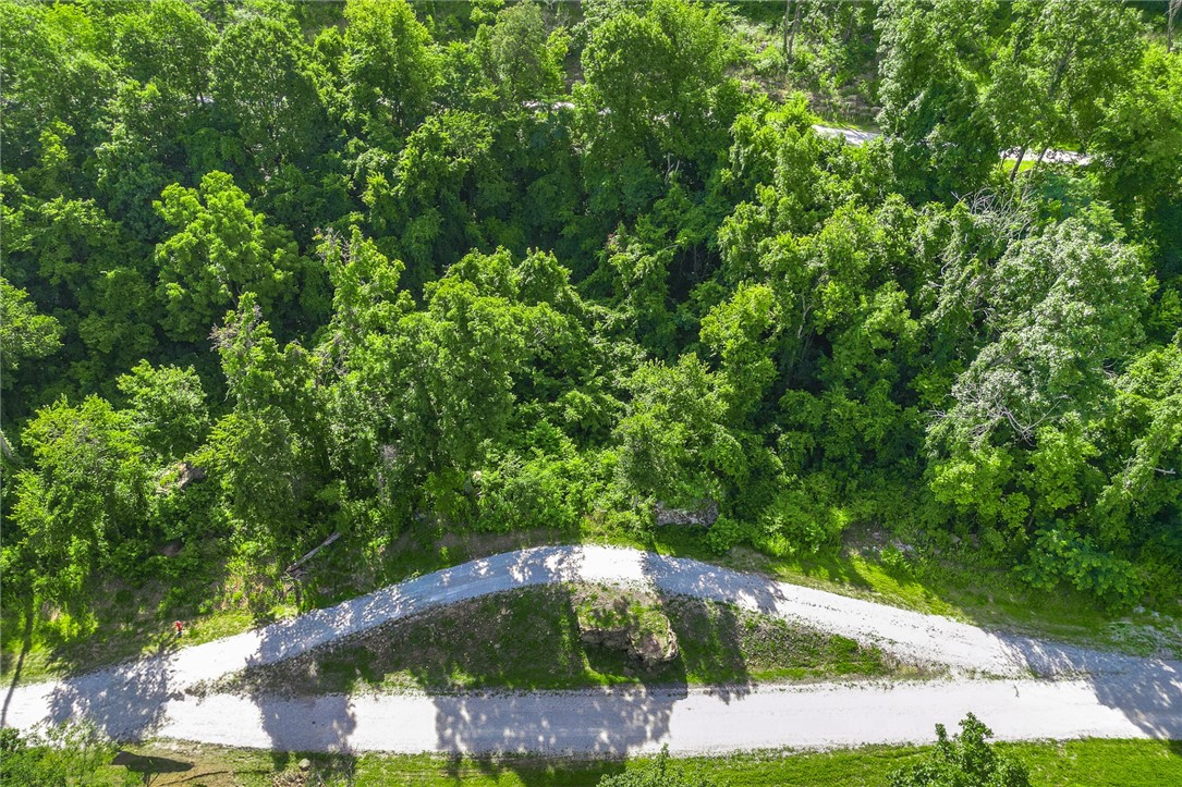 Round Mountain Estates - Land