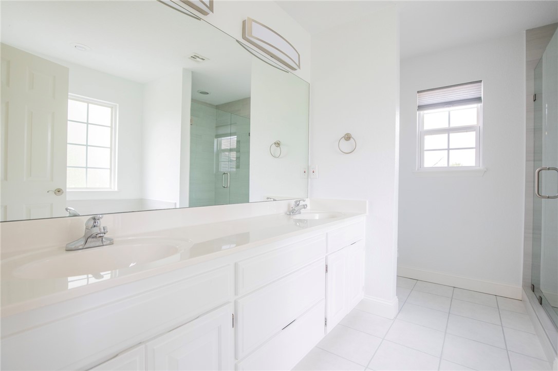 Hundleys Special Add - Residential Lease