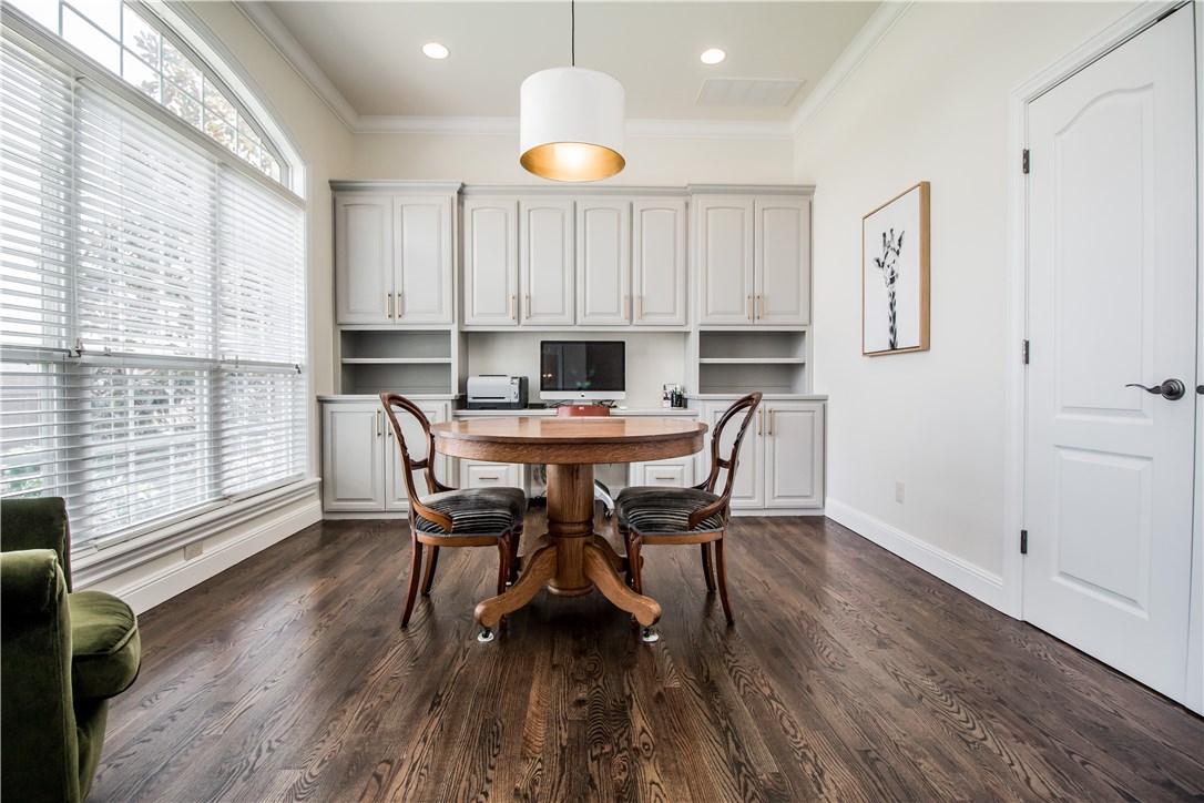 Manors - Residential