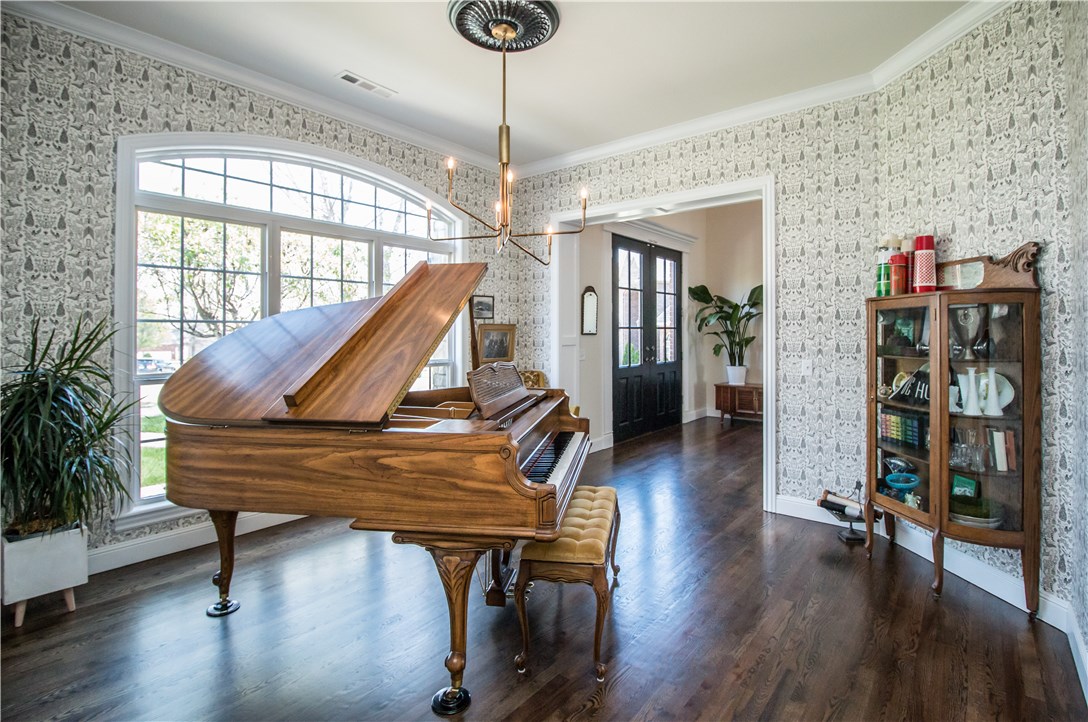 Manors - Residential