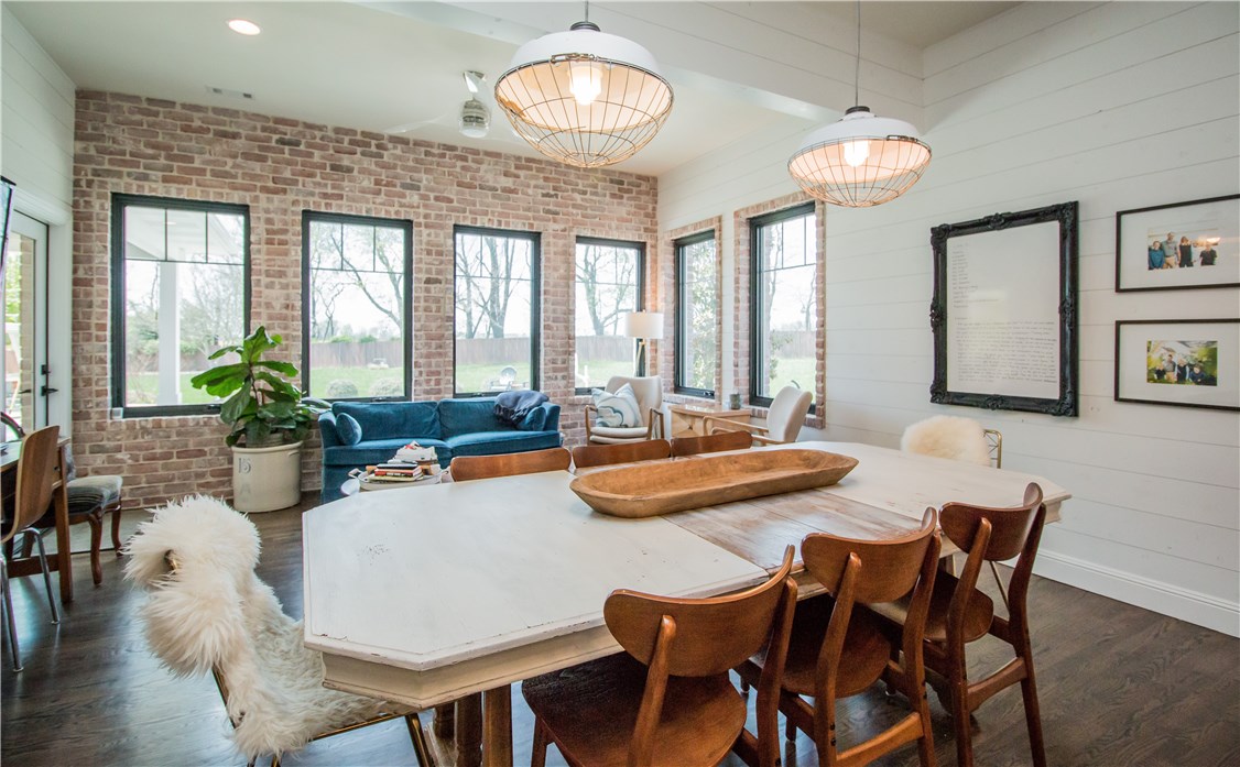 Manors - Residential