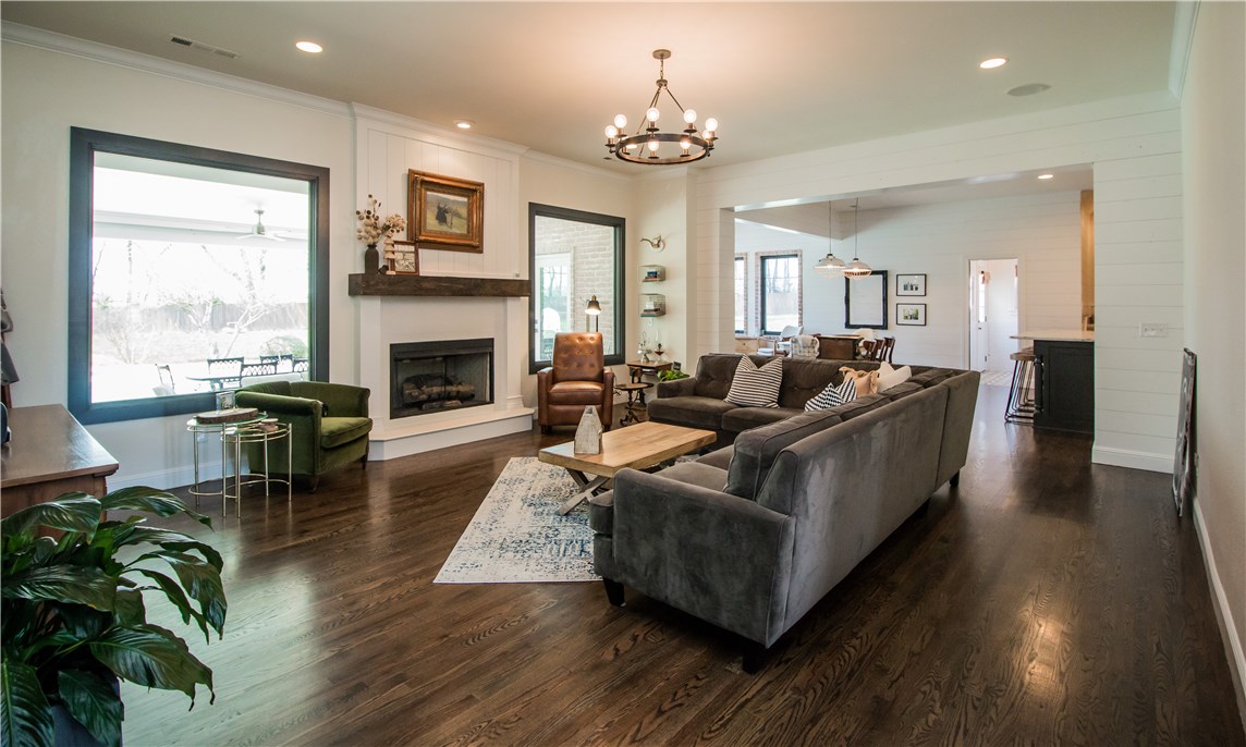 Manors - Residential