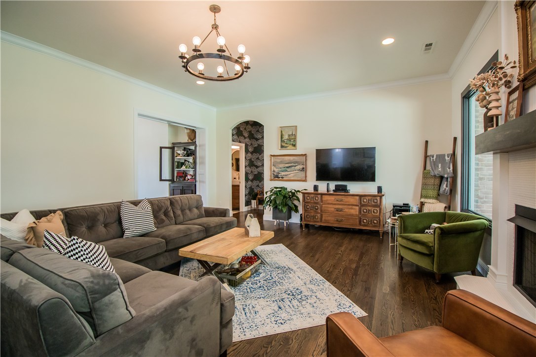 Manors - Residential