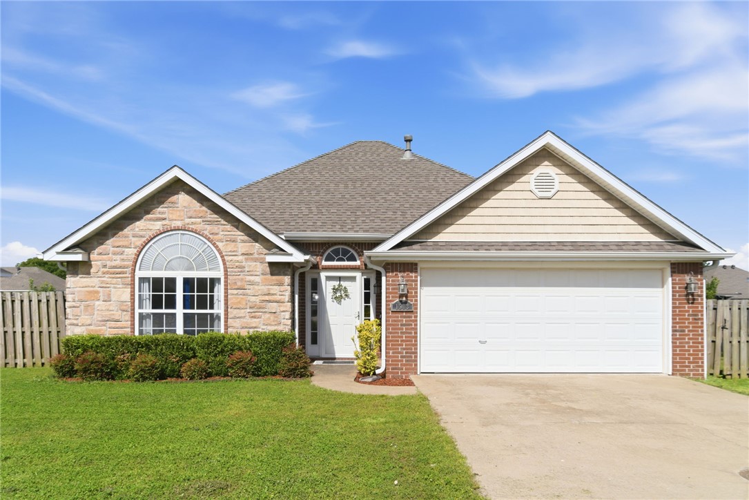 Standing Oaks Sub Blk I Pea Ridge - Residential