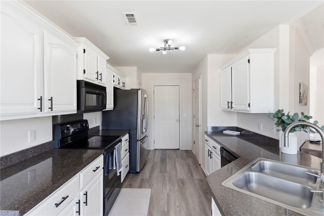 Standing Oaks Sub Blk I Pea Ridge - Residential