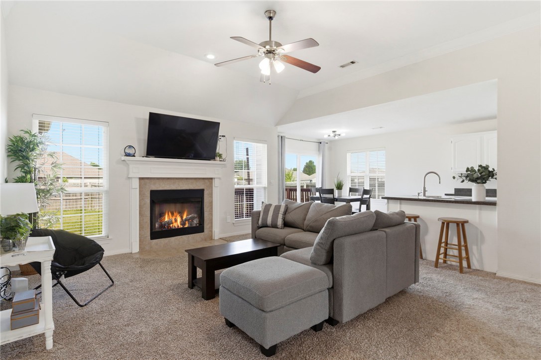 Standing Oaks Sub Blk I Pea Ridge - Residential