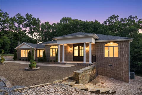 Photo of 1 Barrow Circle, Bella Vista, AR 72715 (MLS # 1355939)