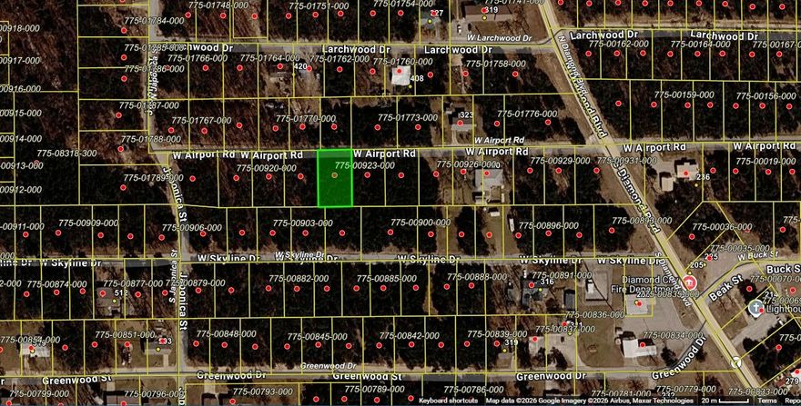 Discover the perfect spot for your future home or weekend retreat with this wooded 70' x 110' lot located in Diamond City, Arkansas, just minutes from beautiful Bull Shoals Lake. Nestled in a peaceful setting, this property offers natural privacy with mature trees and a relaxed lake-community atmosphere.

Enjoy easy access to boating, fishing, golfing, and outdoor recreation, with the marina, golf course, and public lake access all nearby. Whether you're planning a vacation cabin, retirement retreat, or investment property, this lot offers an excellent opportunity to own land in one of North Arkansas’ most desirable lake areas.

Come experience the lake life and small-town charm Diamond City is known for!

?? Diamond City, AR
?? Wooded Lot
?? Approx. 70' x 110'
?? Minutes to Bull Shoals Lake, marina, and golf course