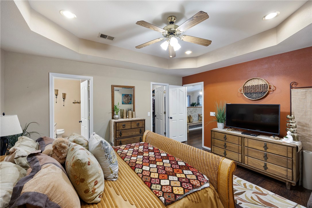 Stillwell Manor - Residential